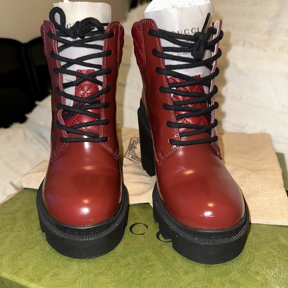 Size 36+. US 6.5. Garnett GUCCI boots. Wore them only once. - Picture 2 of 9